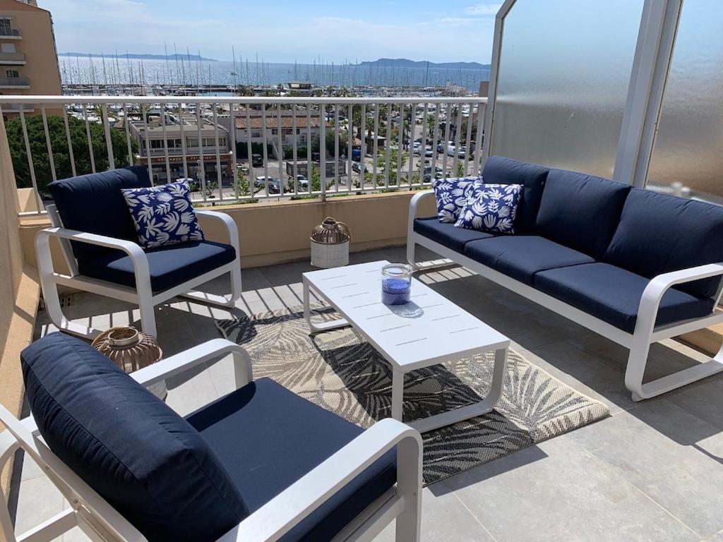 L'Effet Mer, Duplex Sur Le Port Avec Ses 2 Terrasses Vue Mer イエール エクステリア 写真